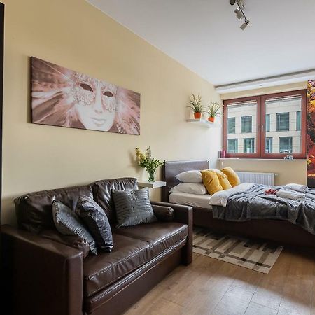 P&O Serviced Apartments Fabryczna ワルシャワ エクステリア 写真