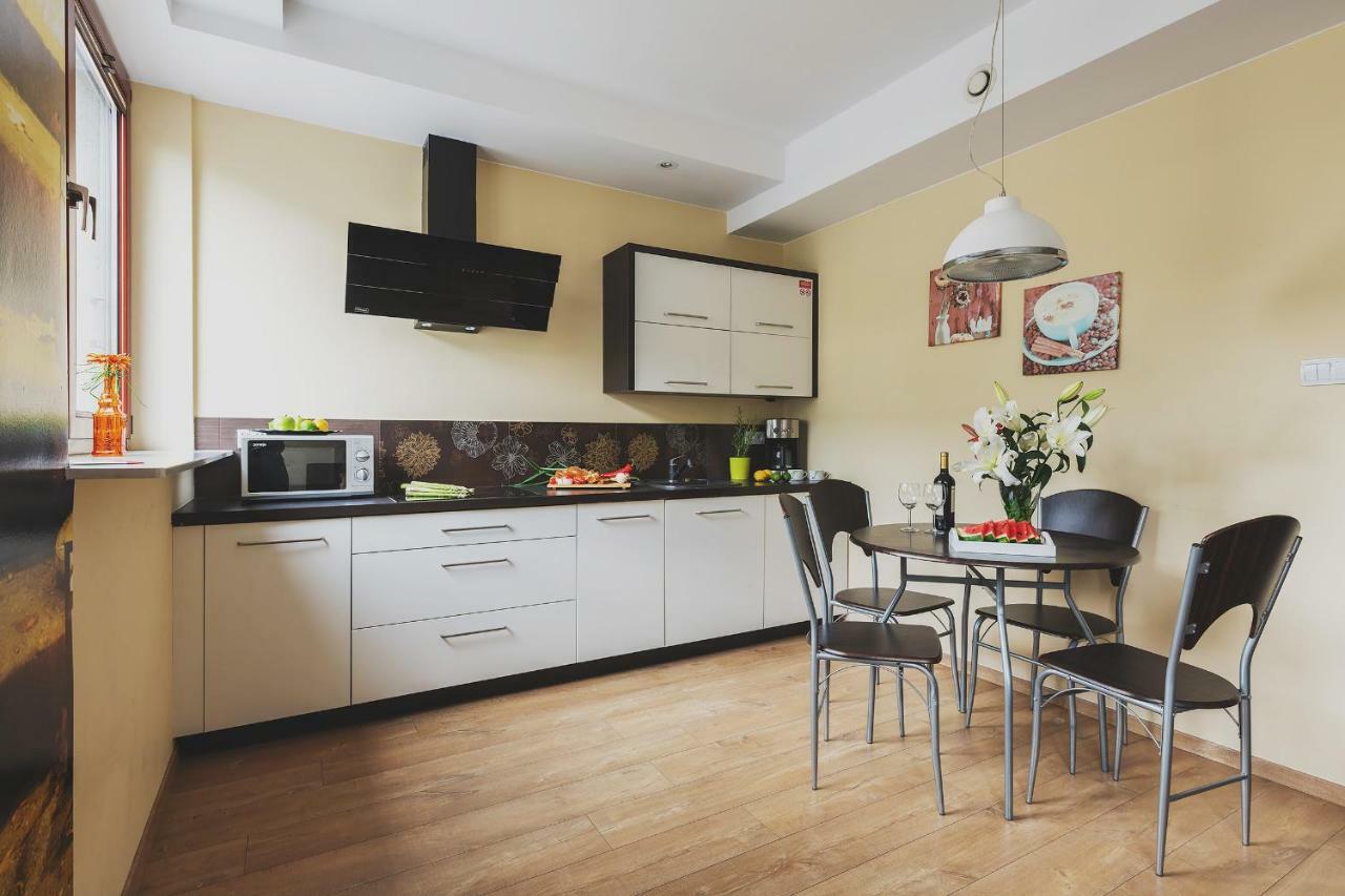 P&O Serviced Apartments Fabryczna ワルシャワ エクステリア 写真