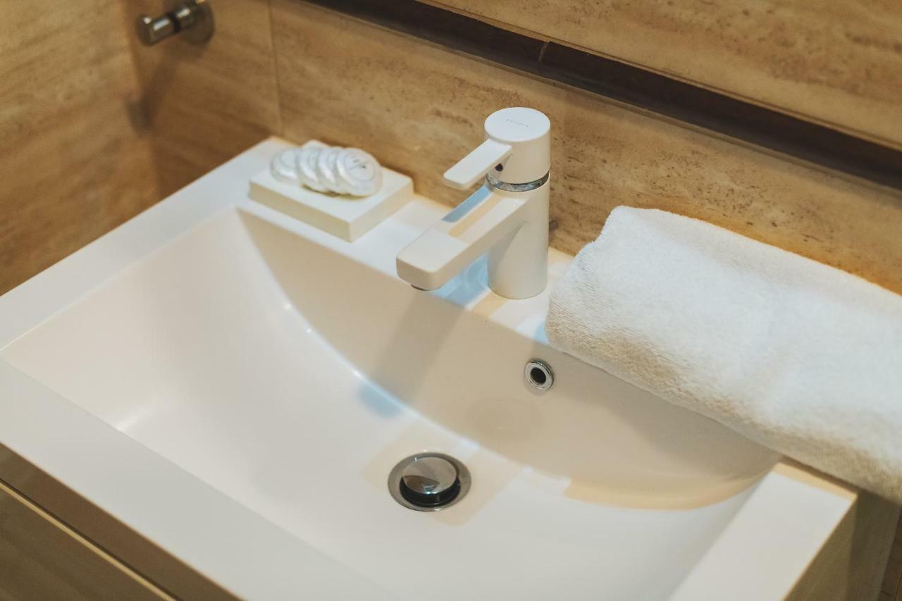 P&O Serviced Apartments Fabryczna ワルシャワ エクステリア 写真