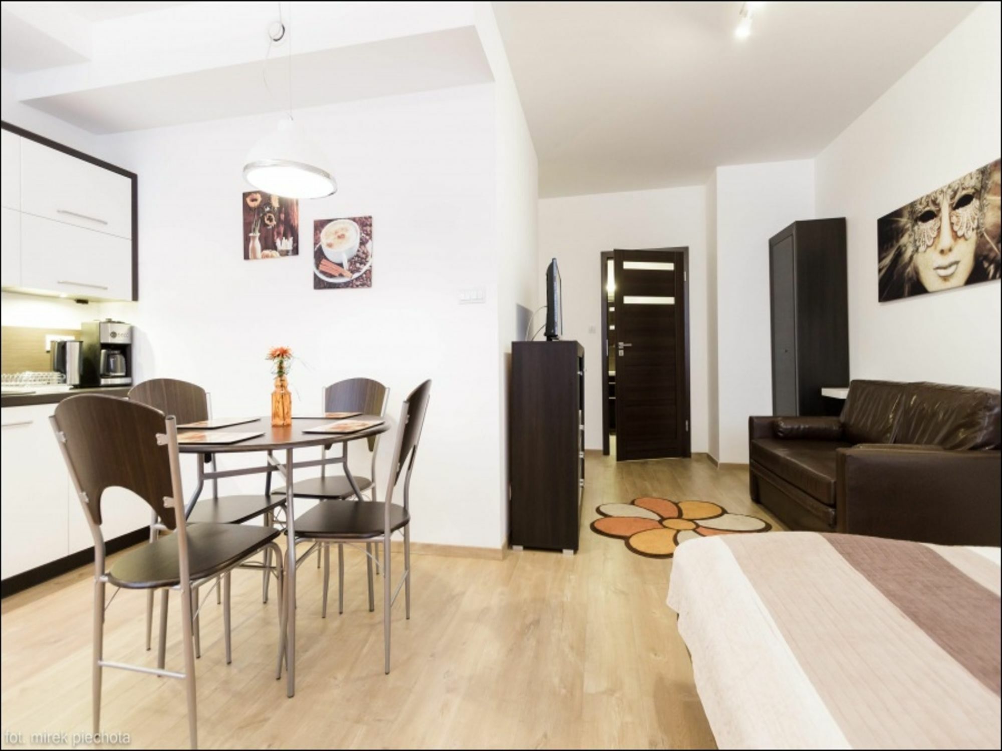 P&O Serviced Apartments Fabryczna ワルシャワ エクステリア 写真
